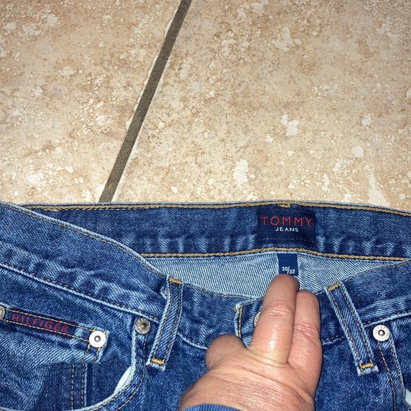 Tommy Hilfiger Vintage High Waisted Jeans 30X32 - Picture 5 of 5